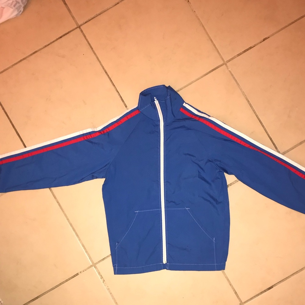 Light weight jacket